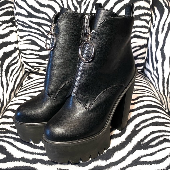 Dollskill Lamoda Platforms - Picture 6 of 6